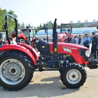 提車504拖拉機 國四電二大泵直噴發動機 四輪旋耕犁地機